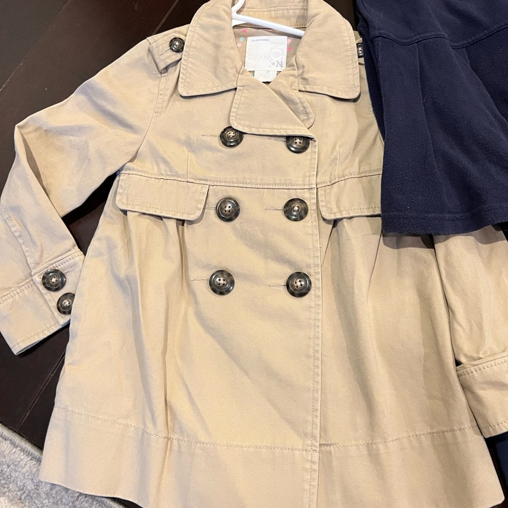 School uniforms bundle - Picture 2 of 10